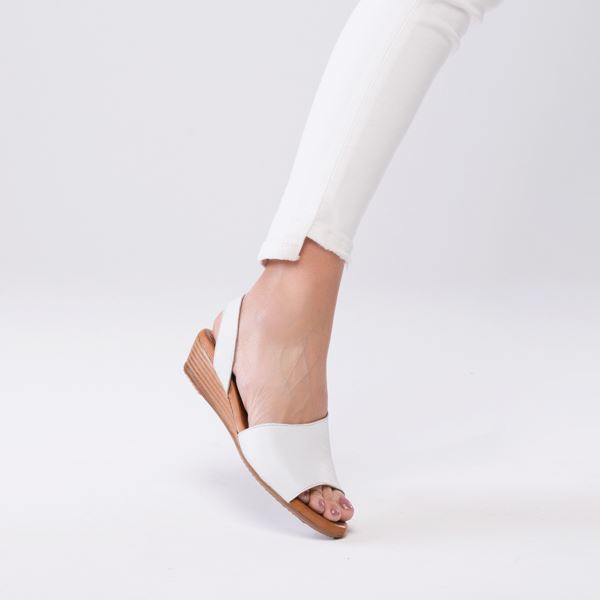 Nieve Kadın Deri Sandalet Beyaz