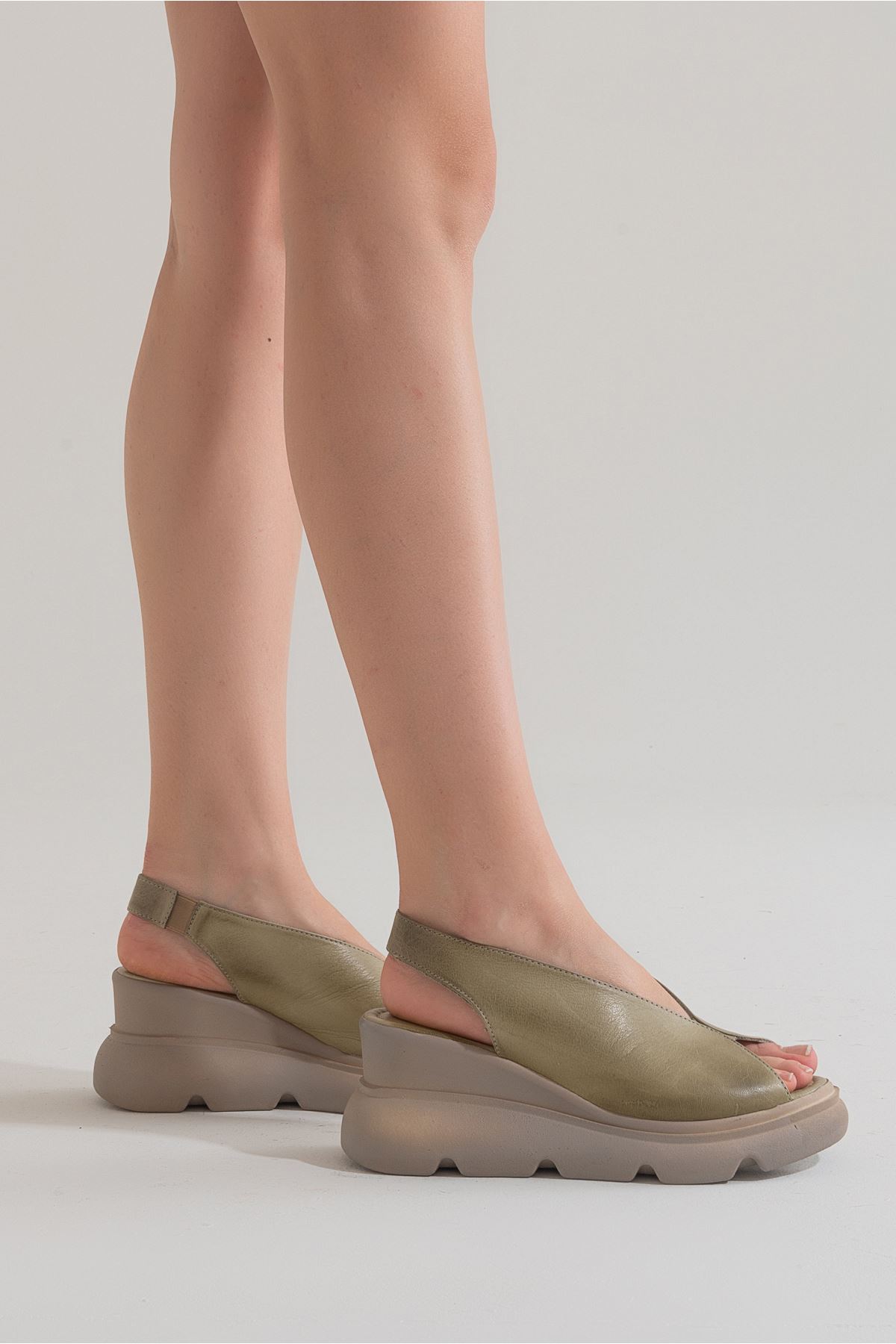 Elpidio Kadın Deri Sandalet Su Yeşili