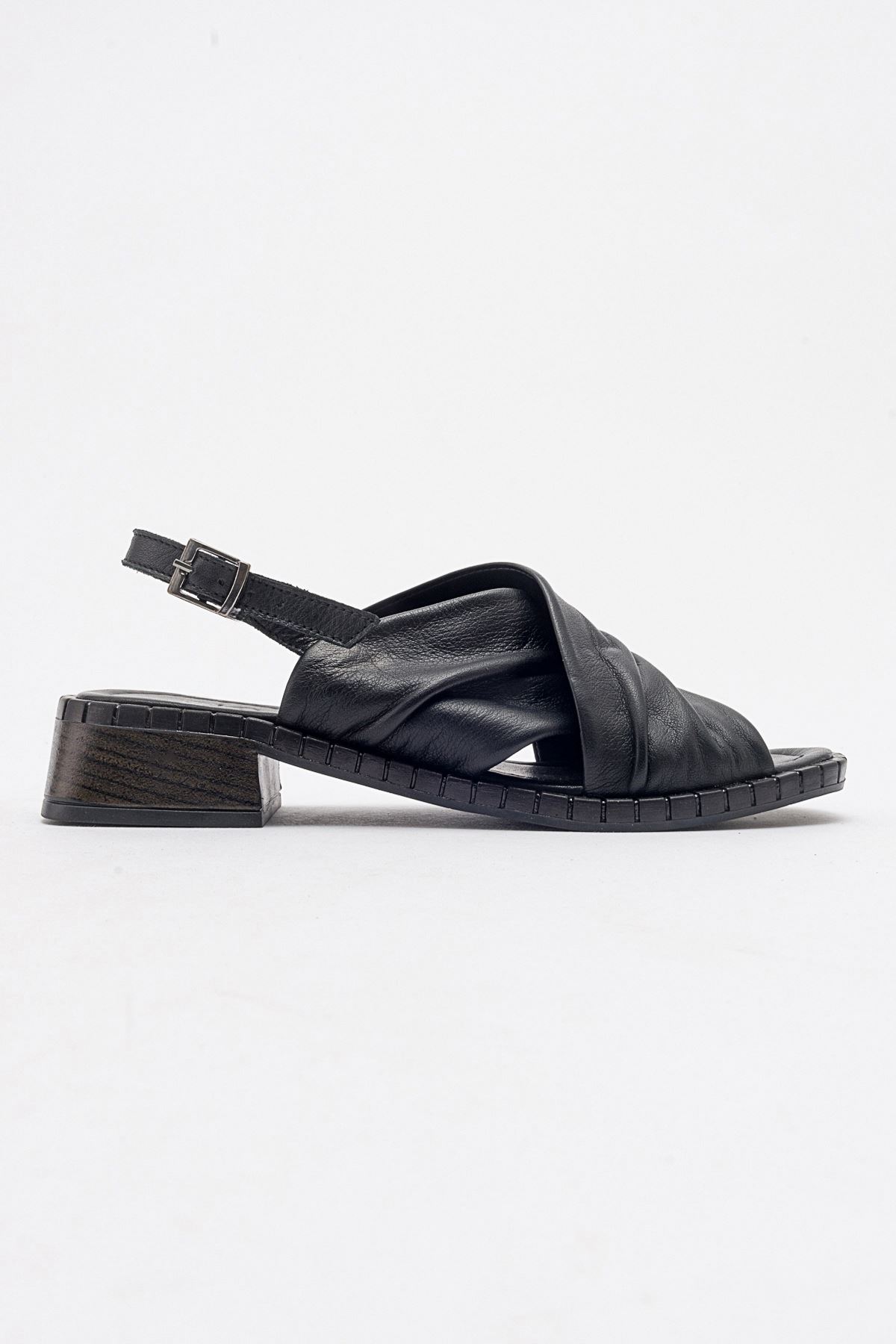 Abadi Kadın Deri Sandalet Siyah